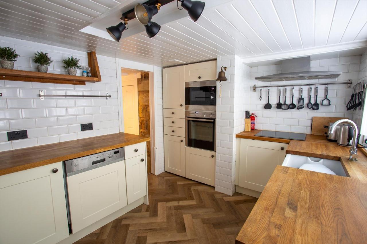 Whitby Boutique - Mast Cottage المظهر الخارجي الصورة